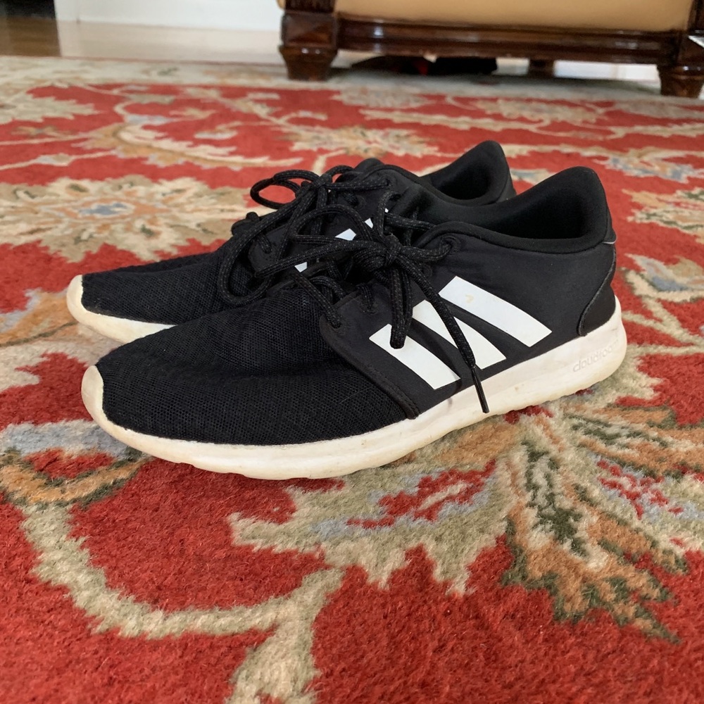 adidas cloudfoam tennis shoes